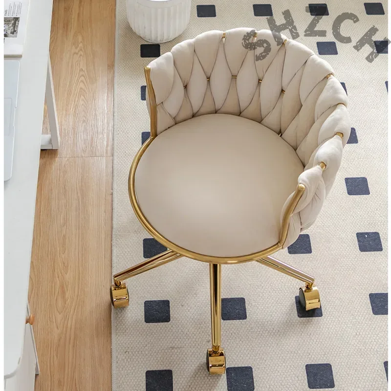 Ergonomischer Samt-Polsterstuh – Beauty Makeup Studio Bewertung und Preis