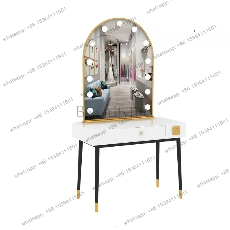 Einfacher Schminktisch mit Lam – Beauty Makeup Studio Bewertung und Preis