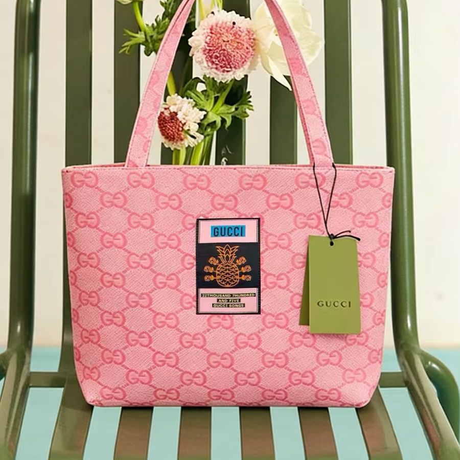 Gucci Gucci's Tasche im Y2K-St – Ysl Beauty Makeup Bewertung und Preis