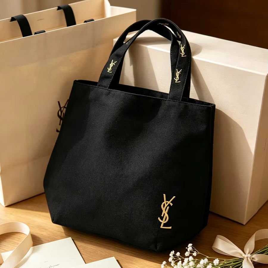 Yves Saint Laurent YSL Tasche  – Ysl Beauty Makeup Bewertung und Preis
