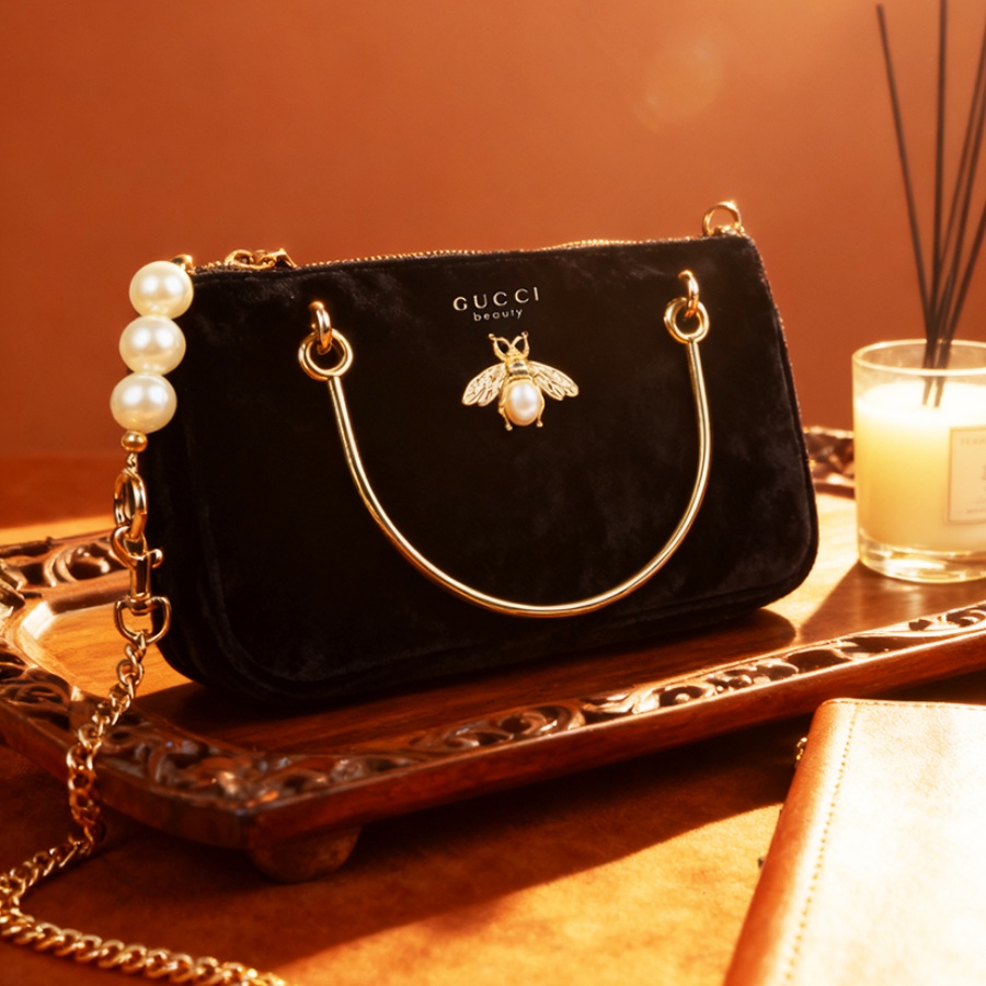 Gucci Damenhandtasche aus schw – Ysl Beauty Makeup Bewertung und Preis