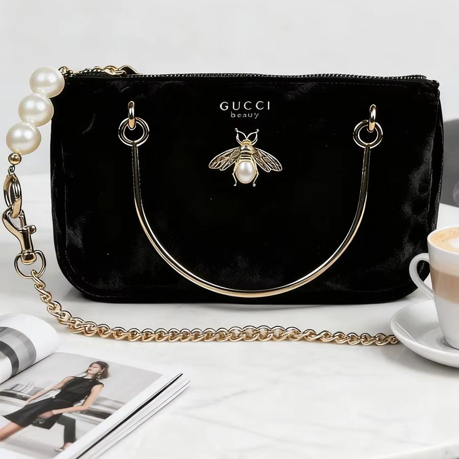Gucci Damenhandtasche aus schw – Ysl Beauty Makeup Bewertung und Preis